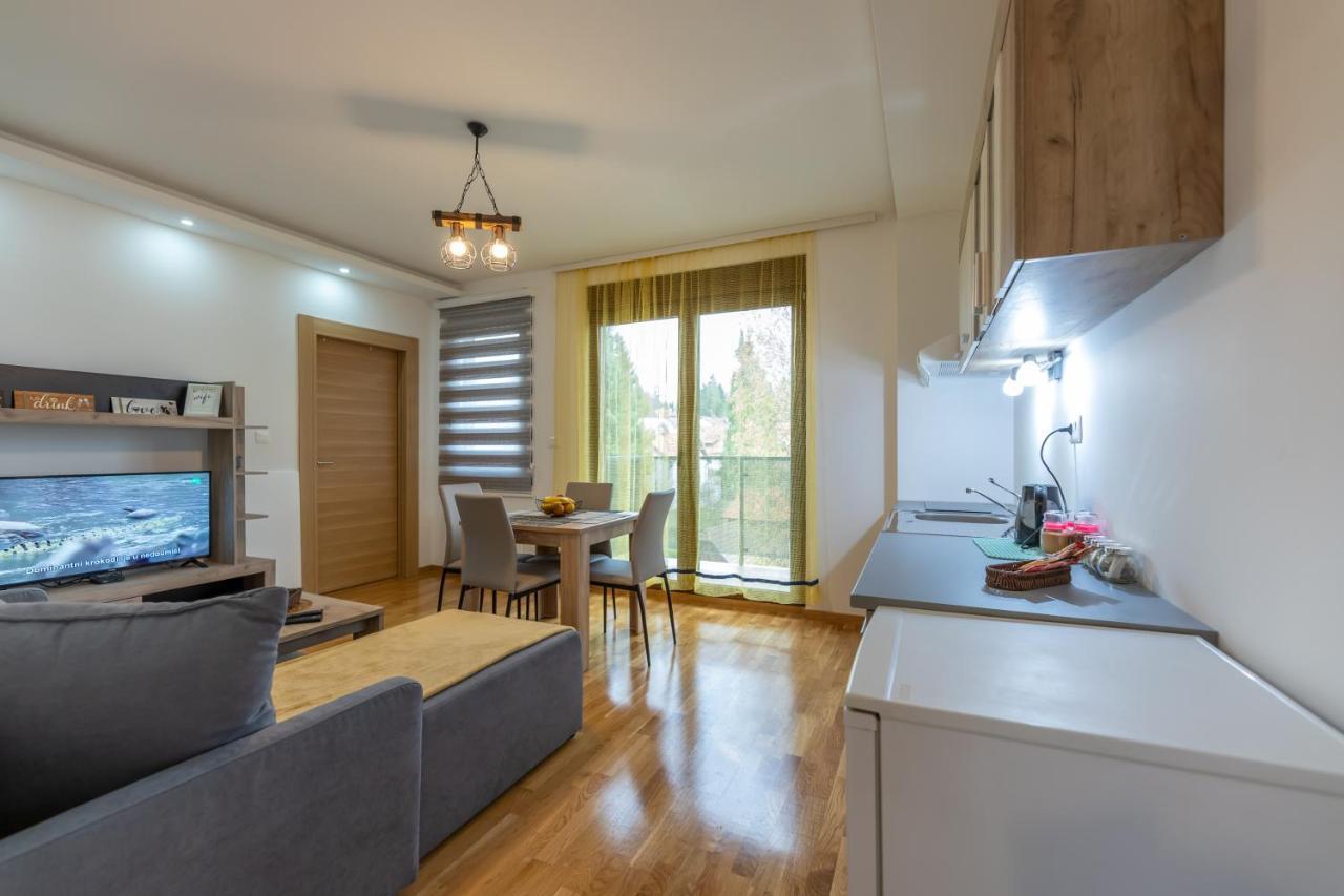 Apartmani Oktobar 06 Златибор Екстер'єр фото